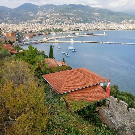 Two Seas * Аланія